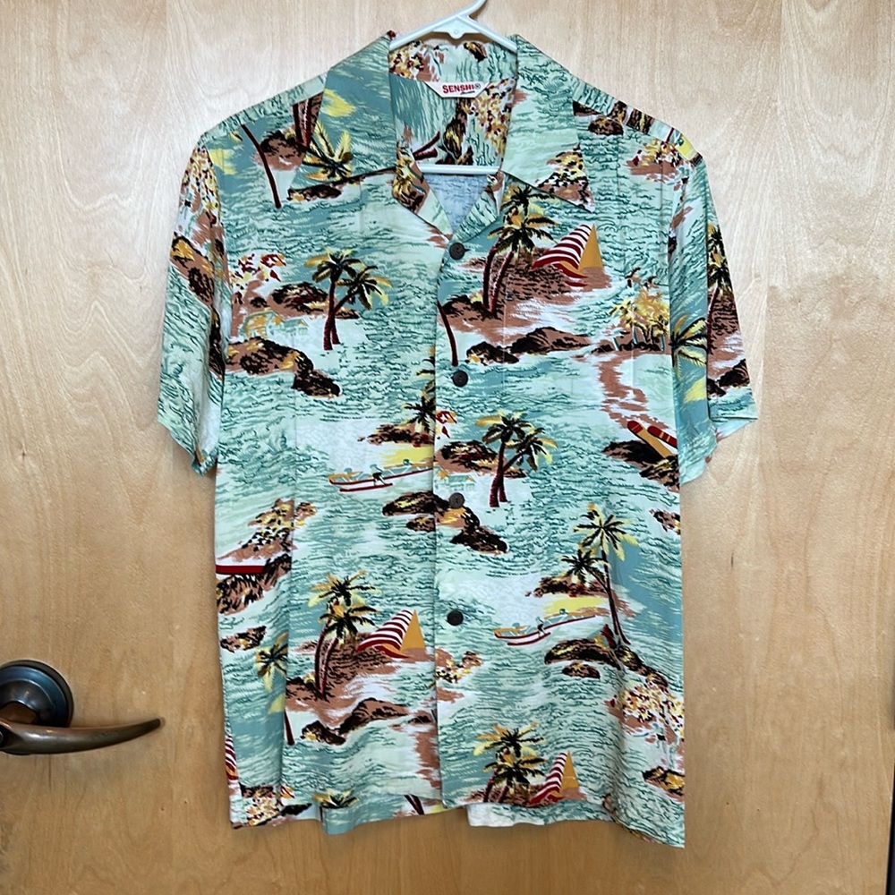 Senshi Hawaiian Shirt (medium)